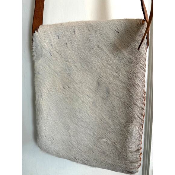 White Hair on Cowhide and Leather Crossbody Bag/Purse - Picture 5 of 14